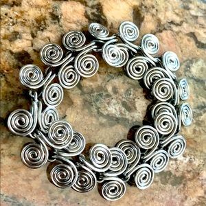 Vintage Sterling Silver coil tribal dragon scale Egyptian circle bracelet